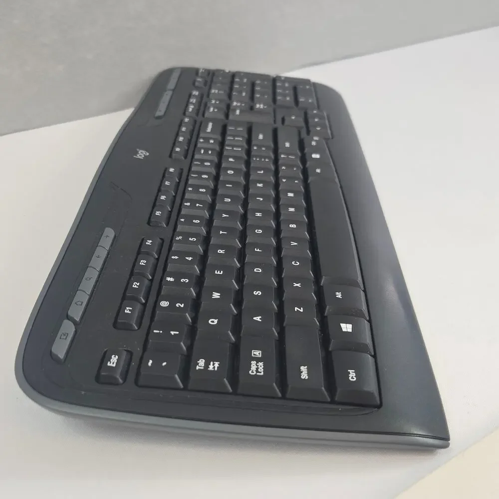 Logitech MK320 Wireless Full Keyboard & Mouse Combo with USB Receiver